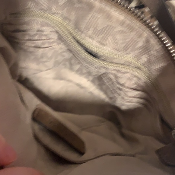 Michael Kors brown suede Crossbody fringe bag w/ dust bag - Picture 7 of 13